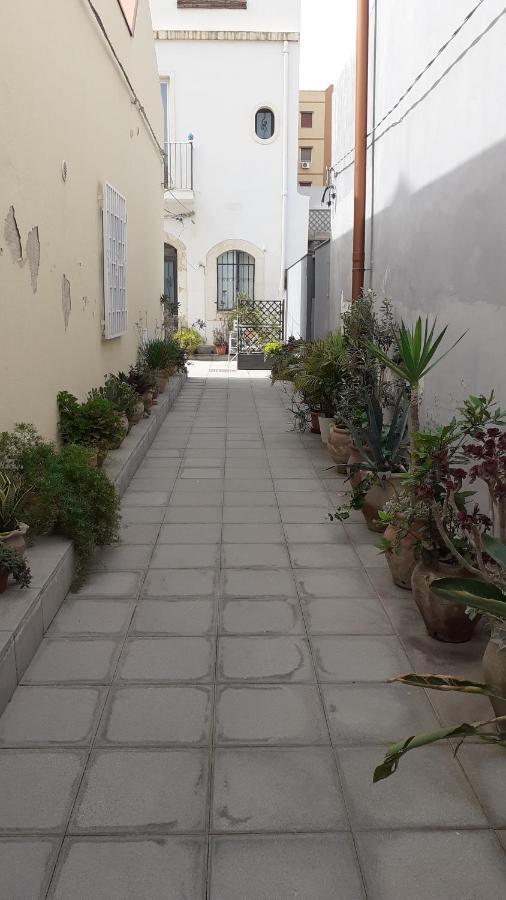 Ferienwohnung Il Cortile Della Patrona Syrakus Exterior foto