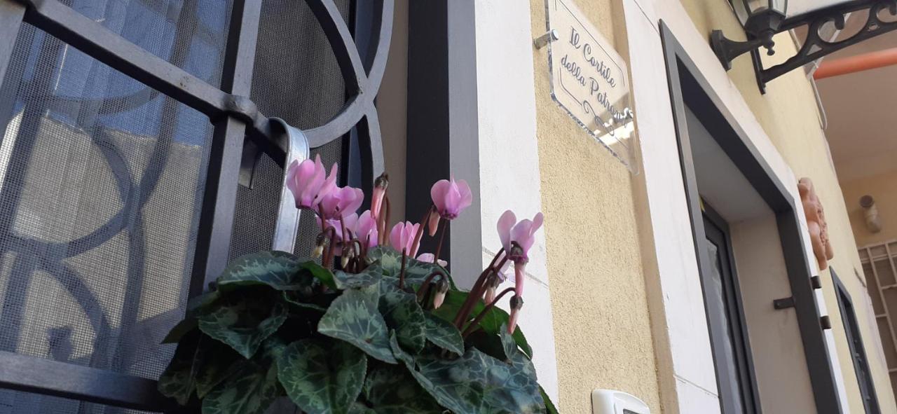 Ferienwohnung Il Cortile Della Patrona Syrakus Exterior foto