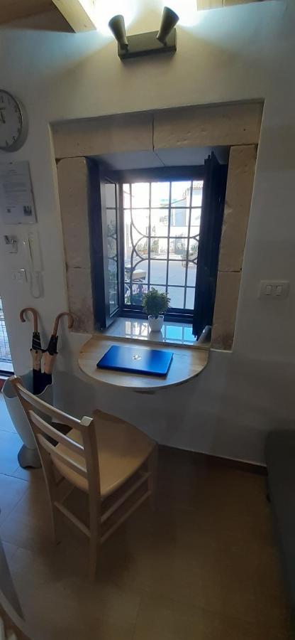 Ferienwohnung Il Cortile Della Patrona Syrakus Exterior foto