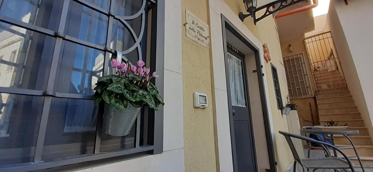 Ferienwohnung Il Cortile Della Patrona Syrakus Exterior foto